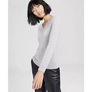 Grey Cashmere V-neck Sweater